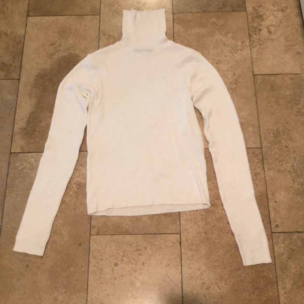 Brandy Melville turtleneck